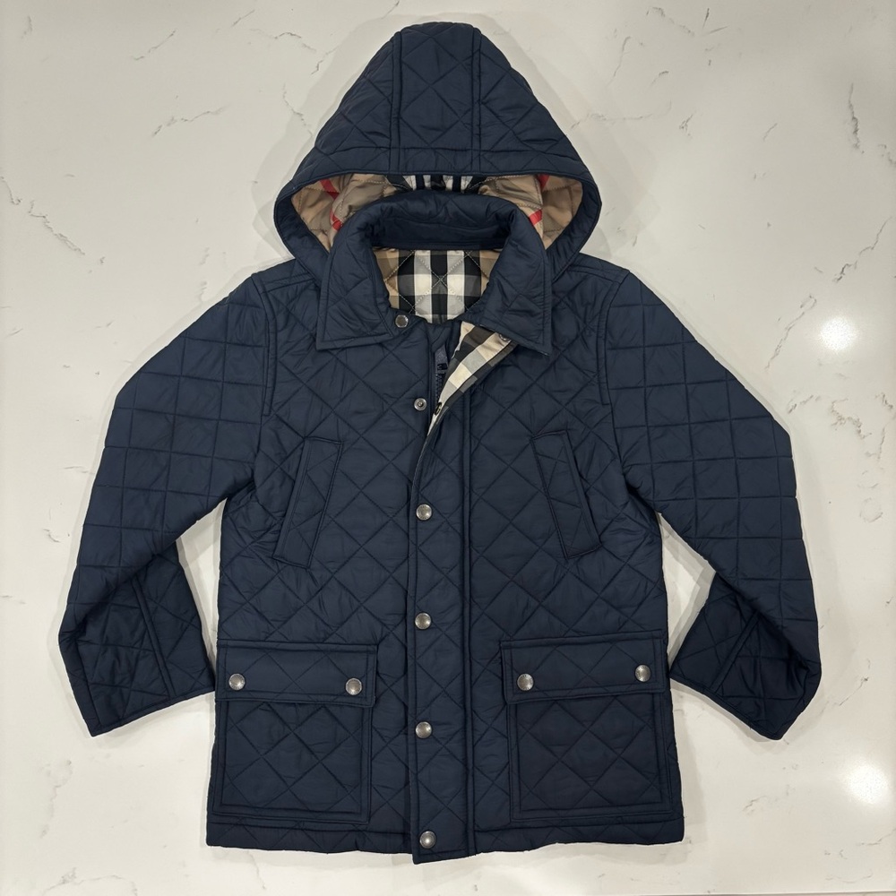 Burberry Navy Quilted Jacket with Plaid Interior - Picture 2 of 7